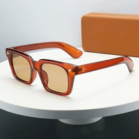 Nouveauté Lunettes de soleil personnalisées Cadre carré Bleu PC Vintage Marteau Rivet Surdimensionné Léopard Camo UV400 Design moderne avancé