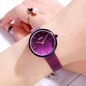 Reloj de Cuarzo de Moda para Mujer, Esfera Grande, Cristal, Resistente al Agua, Caja de Aleación, Correa de Silicona - Product Image 2