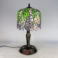Lampe de table/bureau LED 10 pouces style européen vintage, abat-jour en vitrail coloré soudé, motif rose