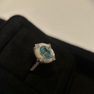 Anillo de Plata Pura S925 con Incrustaciones de Concha Marina Azul, Estilo Retro de Palacio, Diseño Artístico Ovalado Colorido con Concha Blanca - Product Image 5