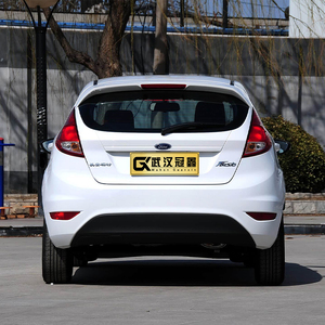 Voiture d'<span class=keywords><strong>occasion</strong></span> essence <span class=keywords><strong>Ford</strong></span> <span class=keywords><strong>Fiesta</strong></span> berline compacte turbo 2013 de Chine, sièges en cuir foncé, automatique, stationnement facile, livraison mondiale - Product Image 4