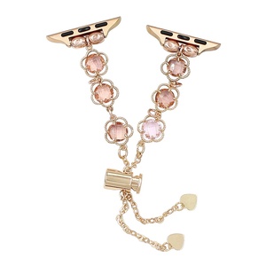 สายนาฬิกาข้อมือ Uro Dressy Jewelry สำหรับ Apple Watch ขนาด 49 มม. 45 มม. 41 มม. 40 มม. 44 มม. สายนาฬิกาหรูหราประดับมุกและโลหะ - Product Image 3