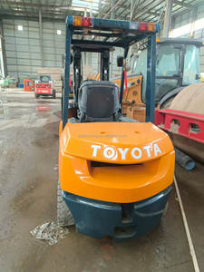 Montacargas Usado Toyota FD30 en Buenas Condiciones de Funcionamiento de Origen Japonés a Precio Razonable - Product Image 2