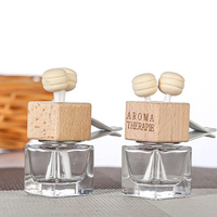 Désodorisant de luxe 8ml 10ml Clip pour bouche d'aération Parfum d'huile essentielle diffuseur de roseau de voiture carré Bouteille en verre avec bouchon et bâton en bois