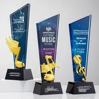 Trophée en cristal blanc musical avec logo personnalisable par gravure et sablage pour plaques de concours de piano