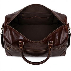 Sac de voyage vintage en cuir marron grande capacité, sac de week-end, bagage à main pour hommes - Product Image 3