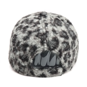 Unisex Leopard Print Baseball <b>Cap</b> Fleece Warm Outdoor Hat <b>For</b> <b>Men</b> Women <b>Winter</b> Fashion <b>Cap</b> - Product Image 2