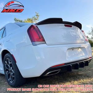 Convient pour Chrysler 300 2011-2023, aileron de coffre style M, impression carbone - Product Image 2