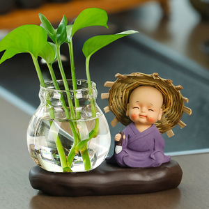 Figurine de moine en chapeau de paille, vase de bureau en résine, style zen asiatique, décoration de bureau, cadeau - Product Image 4