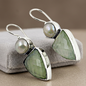 R Art Palace 925 <b>Silver</b> <b>Drop</b> <b>Earrings</b> with Freshwater Pearl and Green Gemstone Hiphop Style for Women Anniversary <b>Silver</b> Plated - Product Image 1