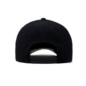Casquette de baseball personnalisée blanche perforée Hydro Cap, découpée au laser, résistante à l'eau, 6 panneaux, style golf, avec fermeture snapback - Product Image 2
