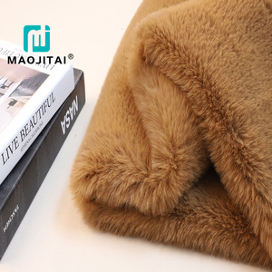 Giant Hare-Fox eco-friendly pelliccia sintetica lunga peluche per giocattoli capi 100% poliestere - Product Image 1