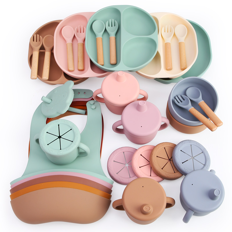 Nouveautés Produits pour bébés qui se vendent le mieux Assiette à succion pour enfants Tasse à bec pour tout-petits Fournisseurs vérifiés pour l'ensemble d'alimentation pour bébé