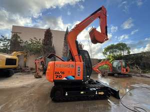 Используется японский экскаватор <span class=keywords><strong>Hitachi</strong></span> 70 для продажи, основной компонент двигателя, Рабочий вес 7 тонн - Product Image 4