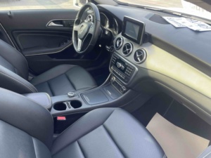Venta al Por Mayor de Autos Usados <span class=keywords><strong>Mercedes</strong></span> Benz Clase <span class=keywords><strong>GLA</strong></span> 2015 <span class=keywords><strong>GLA</strong></span> <span class=keywords><strong>200</strong></span> Dynamic Edition, Inventario de Concesionario, SUV para Exportación, Autos de <span class=keywords><strong>Segunda</strong></span> <span class=keywords><strong>Mano</strong></span> - Product Image 5