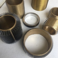 Rouleau perforateur personnalisé en laiton avec aiguilles perforantes et broches en acier pour micro-perforation de films plastiques et tissus non-tissés