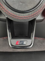 Volant sport en cuir et fibre de carbone avec bouton Start-Stop et palettes de changement de vitesse à rayures rouges pour Audi