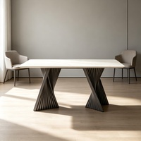 Table à manger rectangulaire en marbre naturel moderne de luxe sur mesure haut de gamme importée pour usage hôtelier