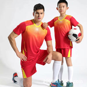 高品质聚酯男式足球服短裤套装户外和室内儿童制服库存功能 - Product Image 6