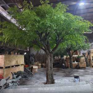 Grand arbre banian artificiel réaliste, faux arbre vert réaliste pour la décoration intérieure et extérieure, usage commercial - Product Image 4