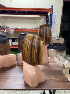 Perruque de luxe en cheveux humains vietnamiens, noir naturel, cheveux bruts, cuticules alignées, longue durée, vente en gros pour l'exportation - Product Image 2