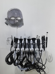 Machine d'analyse cutanée à succès : Détecteur de collagène, fibres et pores, mesure de l'hydratation – Types de prises US/EU/UK/CN - Product Image 5