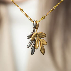 Collar con Colgante de Rama de Olivo de Acero Inoxidable de Primera Calidad, Chapado en Oro de 18K, Joyería con Mensaje de Paz y Esperanza, Regalo Inspirador para Ella - Product Image 2