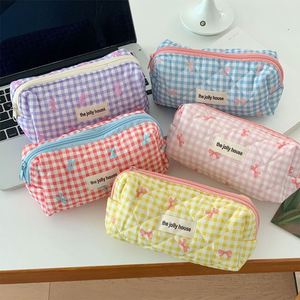 Multiple Colour <b>Cosmetic</b> Pouch <b>Large</b> Capacity Portable <b>Cosmetic</b> Storage <b>Bag</b> Eco-Friendly Cotton Quilted Toiletry <b>Bag</b> - Product Image 2