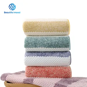 Thickened custom logo New design soft comfortable odorless coral velvet microfiber household bathroom towel