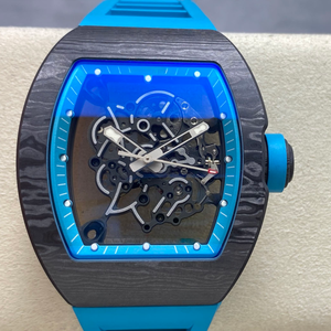 Chef-d'œuvre des âges : Nouvelle montre mécanique à mouvement squeletté, boîtier en fibre de carbone, Formule 1 au poignet - Product Image 1