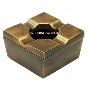 Cendrier en métal fini laiton antique classique élégant forme carrée conception de table en gros nouveau cendrier en métal - Product Image 1