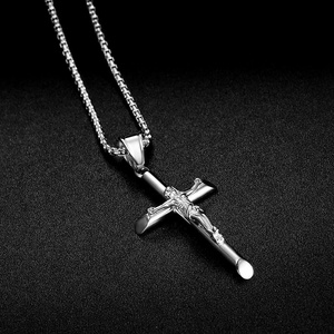 Collana con Crocifisso Placcato Oro 18K, Ciondolo a Croce Cattolica Cristiana, Gioiello Religioso per Uomini e Donne - Product Image 4