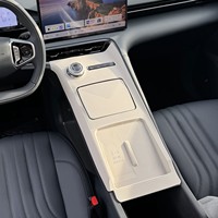 Großhandel Auto-Innenausstattung Dekoration Mittelkonsole Silikonmatte Kabelloses Laden für Geely Galaxy EX5 2024-2026