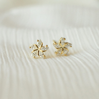 Anting-anting tusuk bunga mewah mini CANNER Wholesale S925 Sterling Silver berlapis emas 18K, perhiasan halus untuk wanita dan perempuan, hadiah