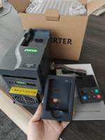 Variateur de fréquence certifié CE 0,75 kW 1,5 kW 2,2 kW 3 kW VFD 380 V Triphasé 50/60 Hz avec prise en charge RS485 pour moteur industriel général