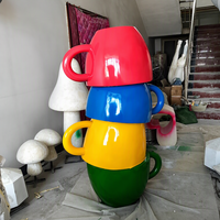 Sculpture Moderne en Acier Inoxydable Peint et Coloré, en forme de Tasse à Café Empilée, Statue Artistique, Couleurs et Tailles Personnalisables pour Café, Jardin, Centre Commercial