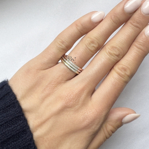 Anillo de Boda para Mujer con Diamante Cultivado en Laboratorio de 0.15 Quilates, 1.8 mm de Ancho, Oro de 14K, Joyería Fina Elegante, Anillo de Aniversario - Product Image 4