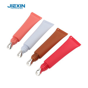 Sang Trọng Màu Hồng 15G <span class=keywords><strong>Lip</strong></span> <span class=keywords><strong>Gloss</strong></span> Ống Cao Cấp Nhựa Với Kẽm Hợp Kim Độ Bền Có Thể Ép Rỗng Các Tính Năng Kim Loại Applicator - Product Image 4