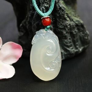 Collar con Colgante de Imitación de Jade Chino, Calcedonia Blanca, Ágata de Hielo Brasileña, Joyería Ruyi - Product Image 1