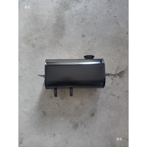 Réservoir d'huile hydraulique Shifeng pour tricycle agricole en fer, longueur 300 mm avec port circulaire - Product Image 4