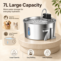 Fontaine à eau portable pour animaux de compagnie en acier inoxydable étanche 7L, distributeur d'eau automatique sans fil pour chat et chien, rechargeable 4000mAh