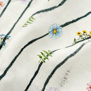 Tissu sergé fin en mélange de laine et de lyocell à texture slub imprimée sur mesure de haute qualité pour vêtements de mode - Product Image 6