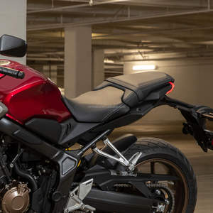 เบาะนั่งผู้โดยสารด้านหลังแบบชิ้นเดียว สำหรับรถฮอนด้า ซีบี650อาร์ ปี 2019-2020 19-20 สีดำ XF-585 - Product Image 6