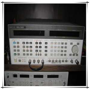 Générateur de signal à onde dentée HP8645A 2G d'occasion avec résolution de 0,01 Hz et garantie d'un an - Product Image 2