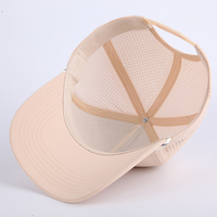 Casquette de baseball sportive unisexe personnalisée en gros, 5 panneaux, imperméable, perforée au laser