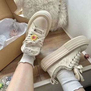 Baskets en toile à plateforme style universitaire, chaussures blanches à semelle épaisse tendance 2026, chaussures décontractées polyvalentes rehaussantes - Product Image 1
