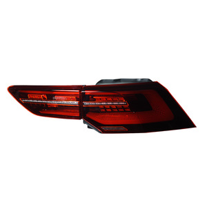 Conjunto de luz trasera LED Volkswagen Golf 8, lente transparente, modificación Plug and Play para dirección alta de octava generación - Product Image 3