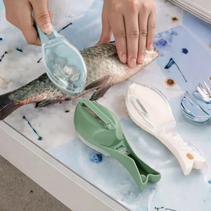 Éplucheur de poisson en plastique, outil durable Yanhua modèle K-29 pour un nettoyage rapide du poisson, ustensile vert, blanc, bleu - Product Image 3