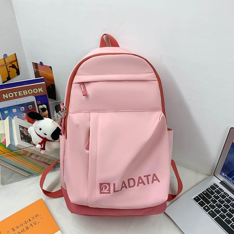 สีชมพูพร้อมจี้