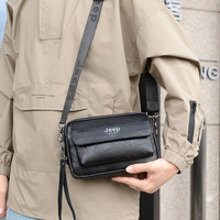 Koreanische Sportliche Casual Designer Luxus Kleine Quadratische Herren PU-Leder Schulter Messenger Crossbody Handtasche Sommer Knopfverschluss